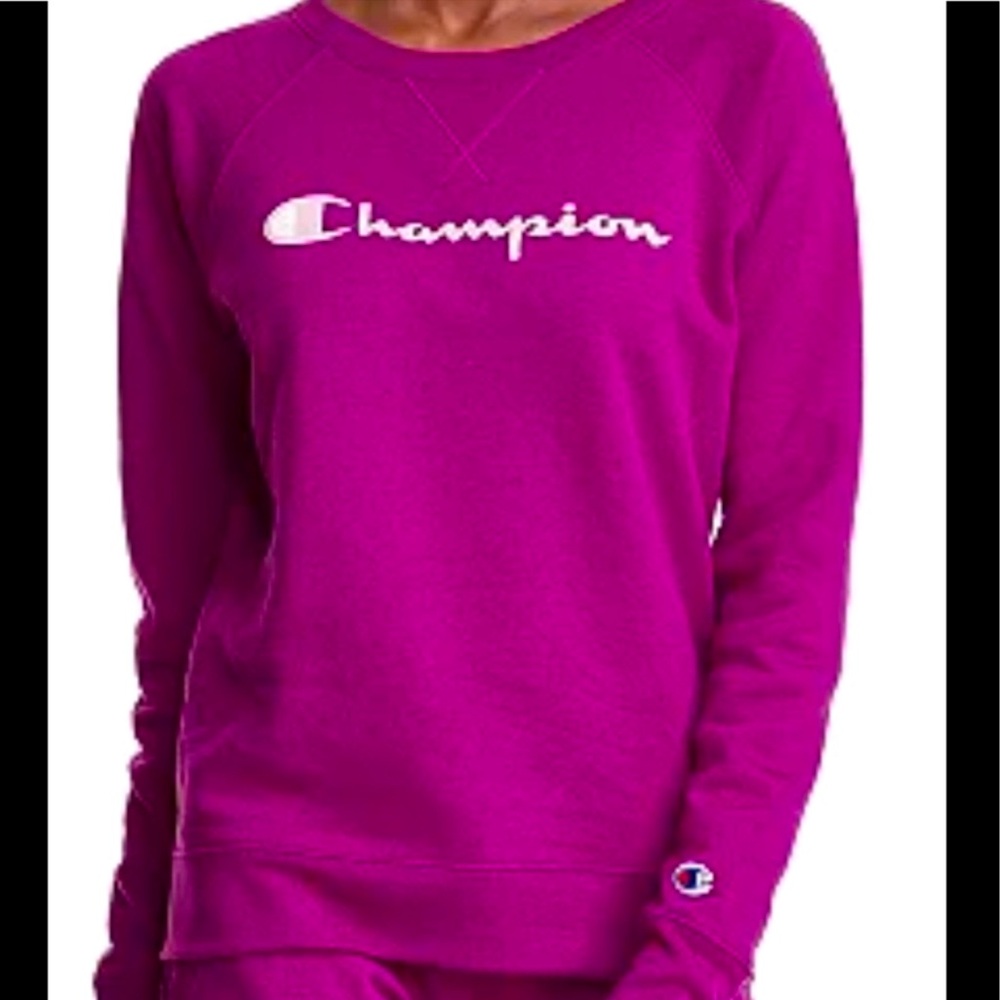 Women’s Champion sweatshirt, size Large, bright magenta/purple, EUC